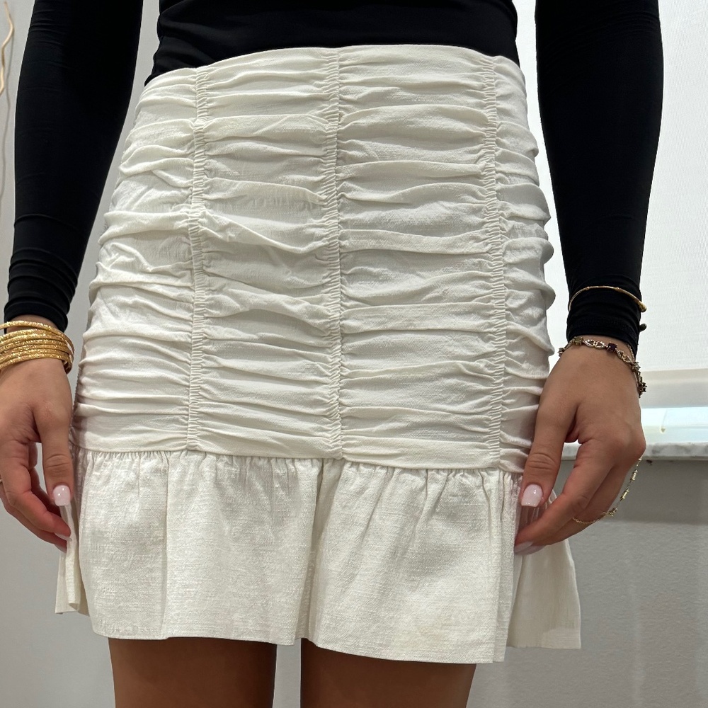 size XS white mini skirt spring/summer